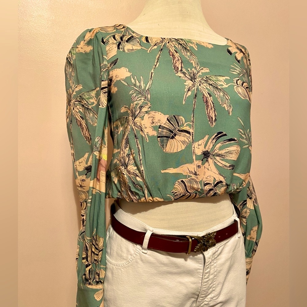 Line and Dot Botanical Print Long Sleeve Shirt / Blouse